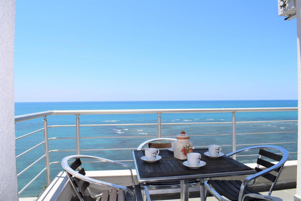 Home Sweet Home By The Sea - 060 Durres Bagian luar foto