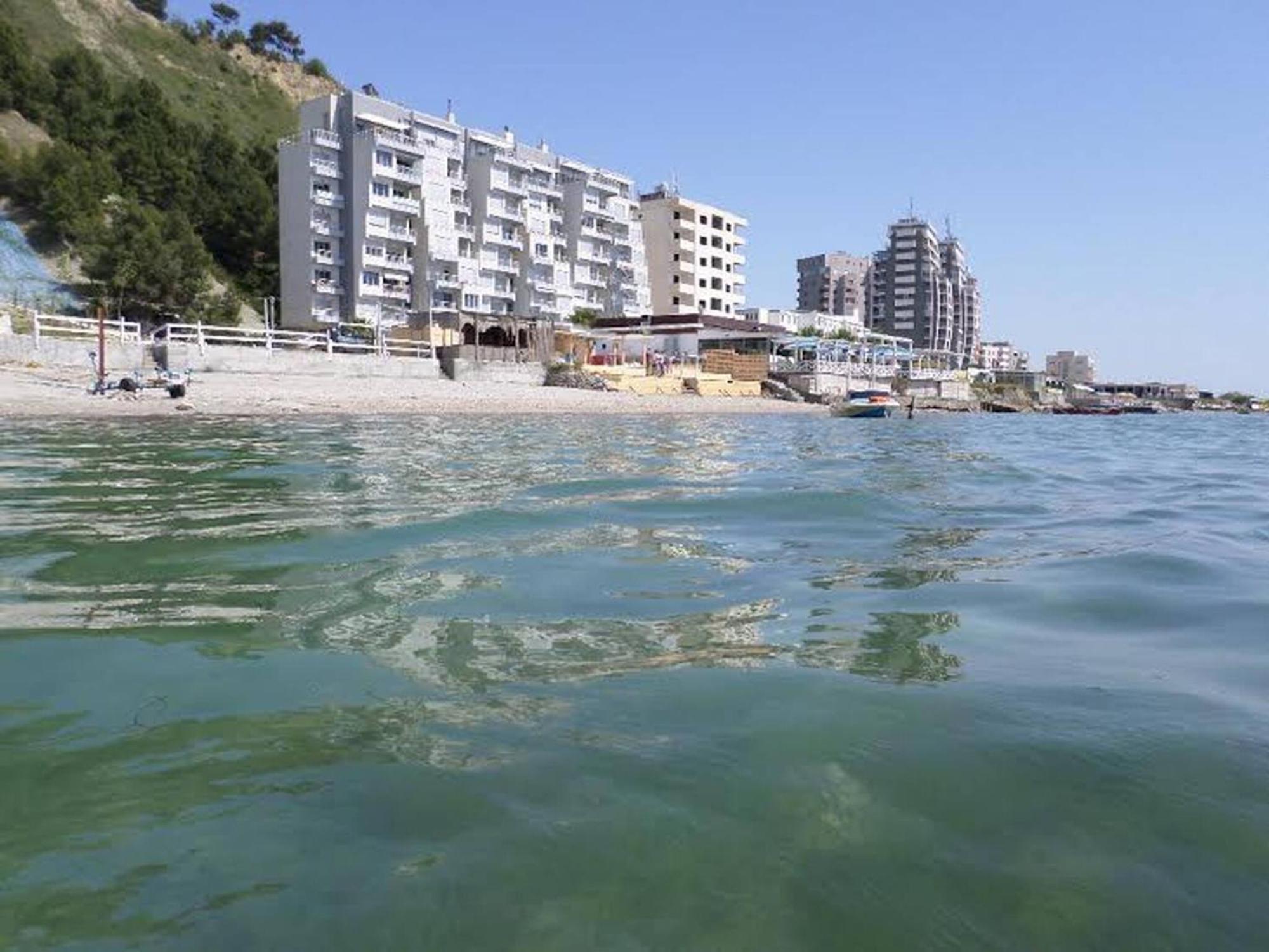 Home Sweet Home By The Sea - 060 Durres Bagian luar foto