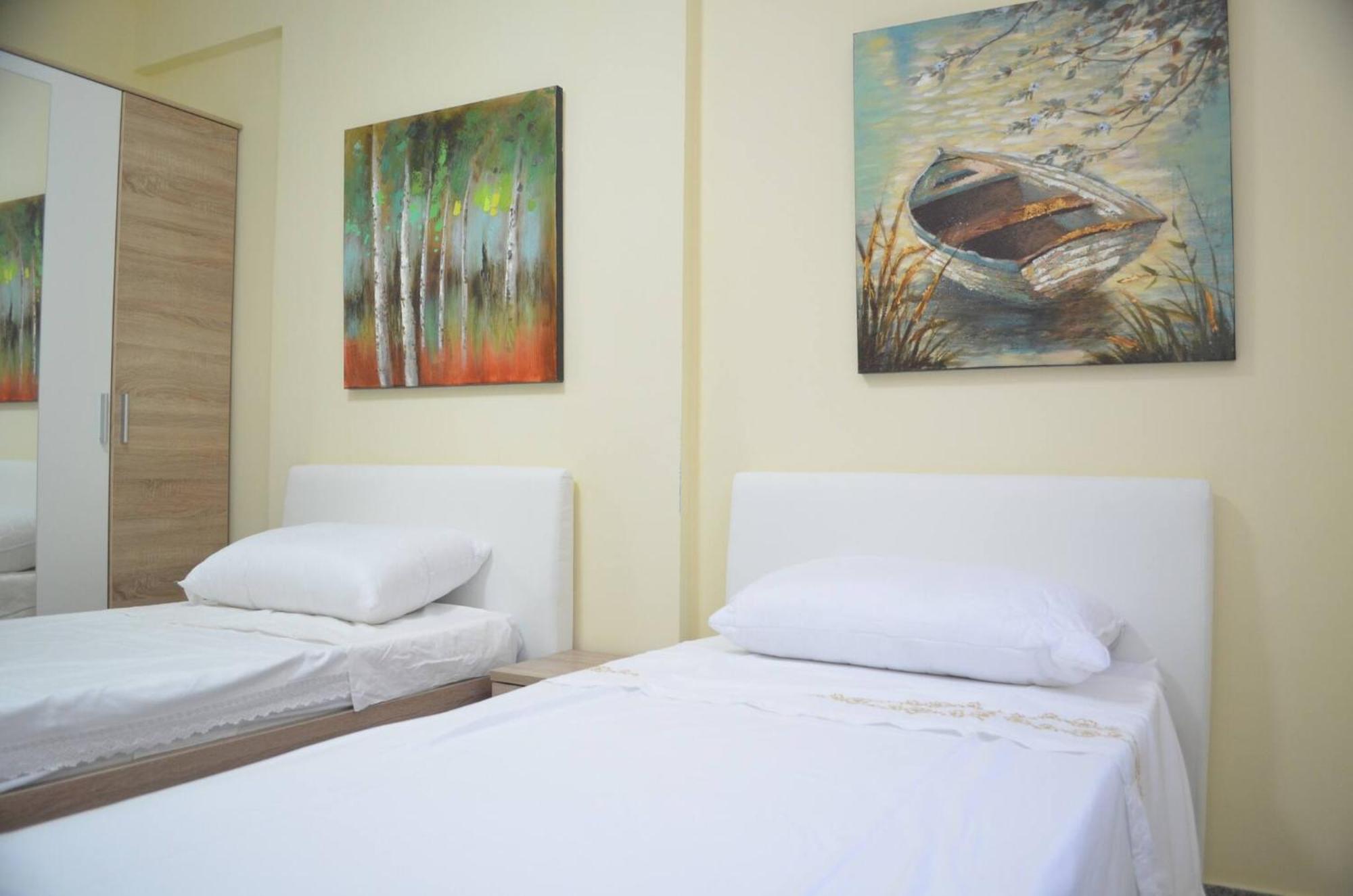 Home Sweet Home By The Sea - 060 Durres Bagian luar foto