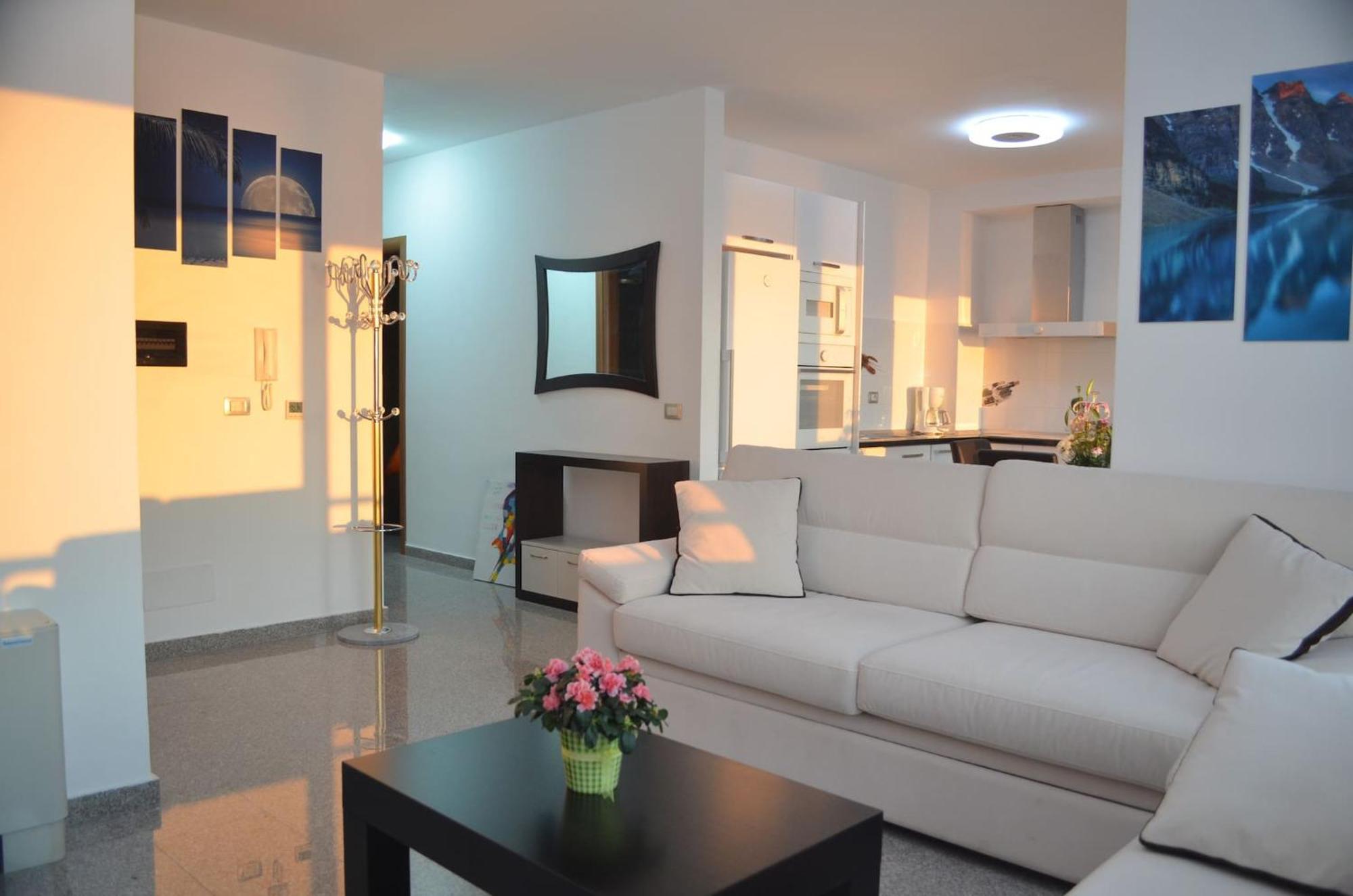 Home Sweet Home By The Sea - 060 Durres Bagian luar foto
